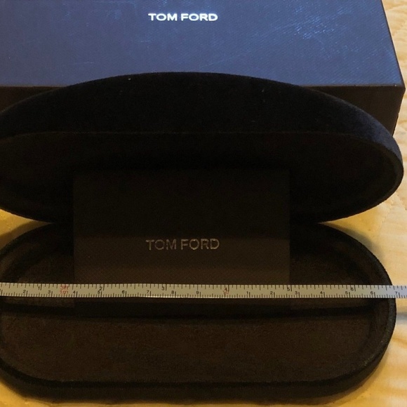 Tom Ford Sunglasses Case Set, Brown Velvet Clamshell Hard Case, Boxed,Cloth,Card main image 5